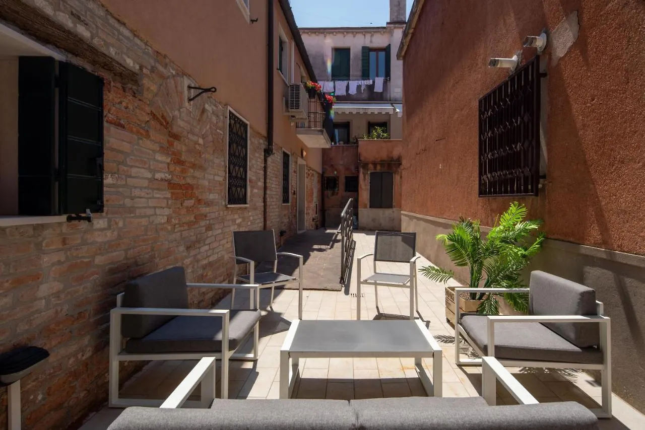 Design Palace Apartment By Wonderful Italy Veneza