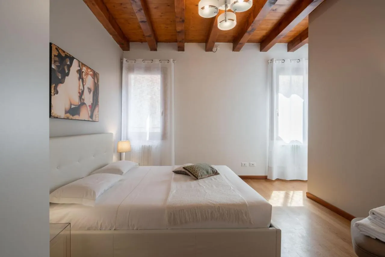 Design Palace Apartment By Wonderful Italy Veneza