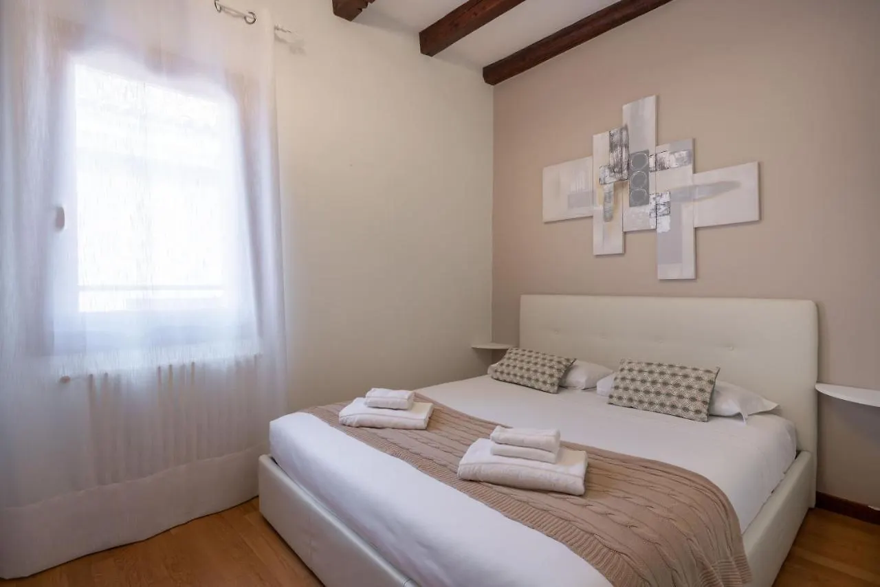 Design Palace Apartment By Wonderful Italy Veneza 0*,  Itália