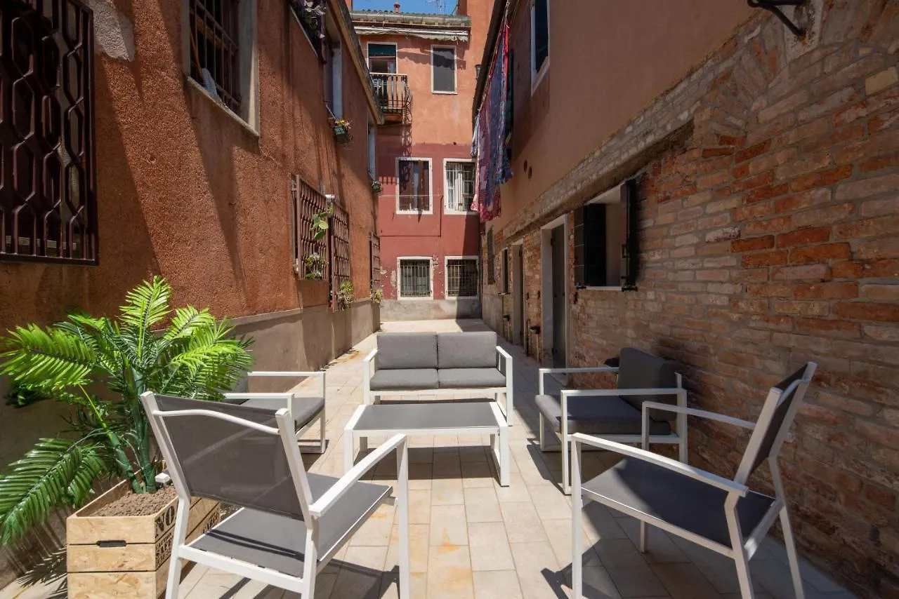 Design Palace Apartment By Wonderful Italy Veneza