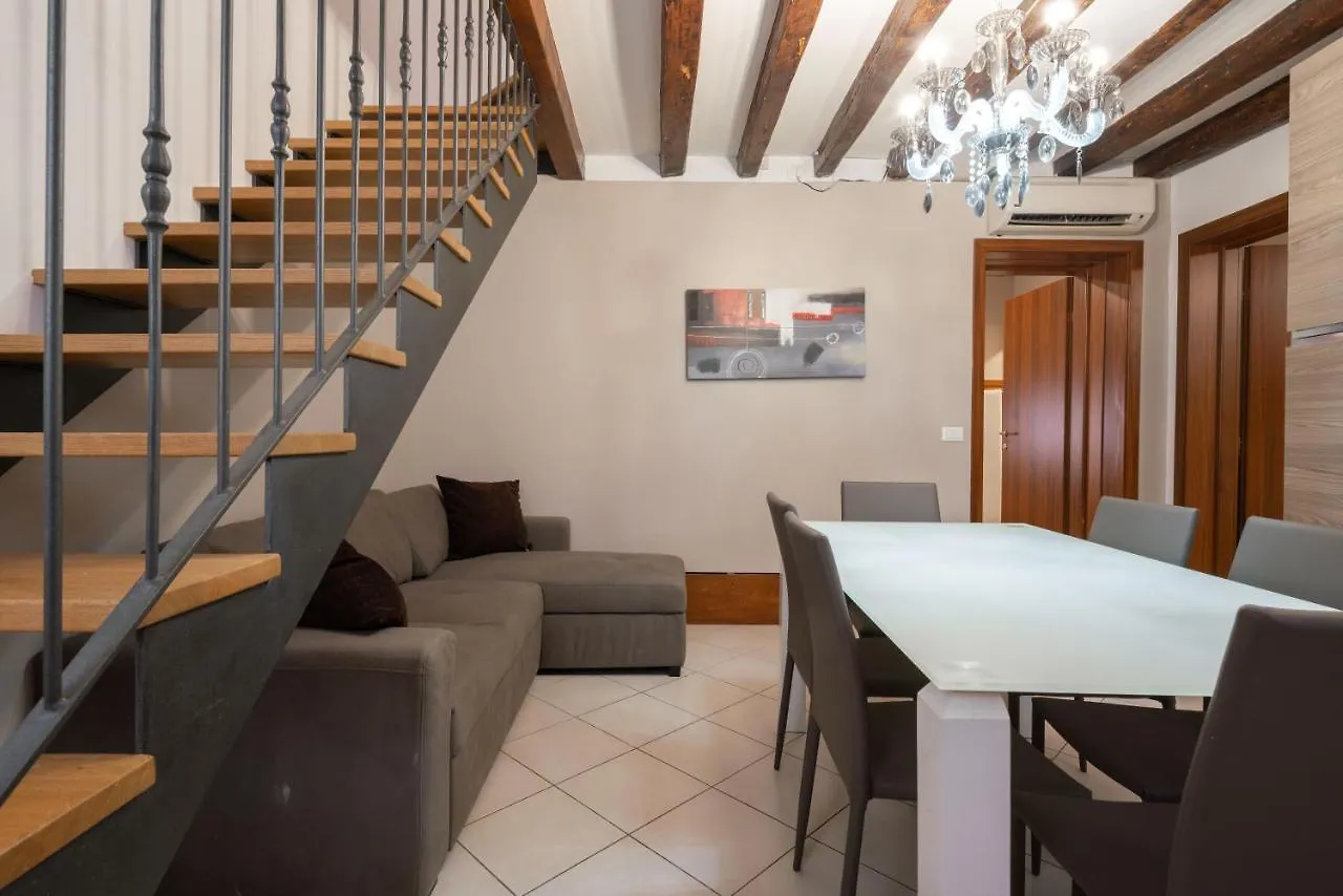 Design Palace Apartment By Wonderful Italy Veneza
