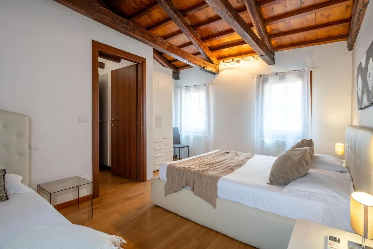 Design Palace Apartment By Wonderful Italy Veneza