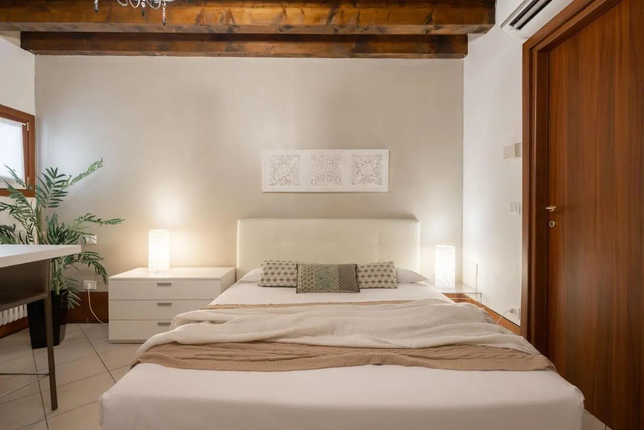 Design Palace Apartment By Wonderful Italy Veneza