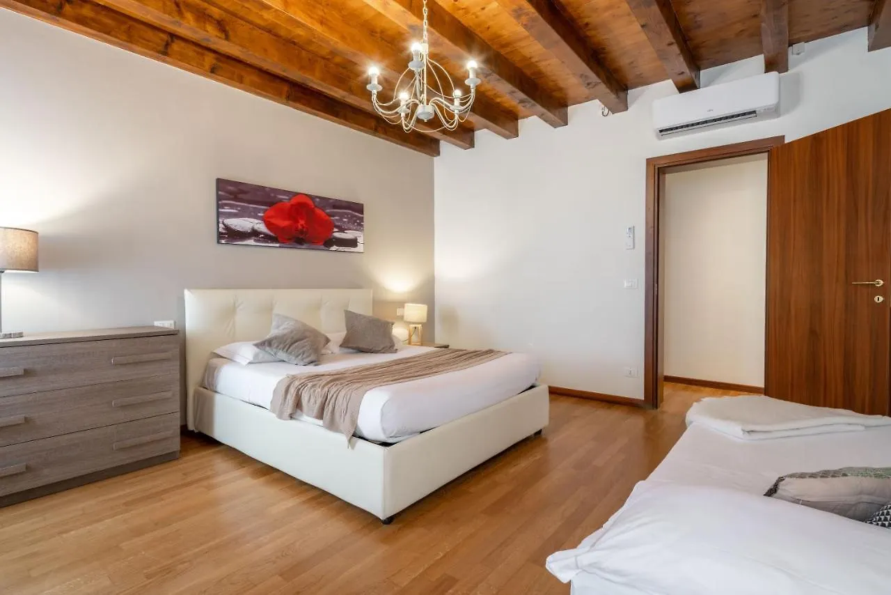 Design Palace Apartment By Wonderful Italy Veneza