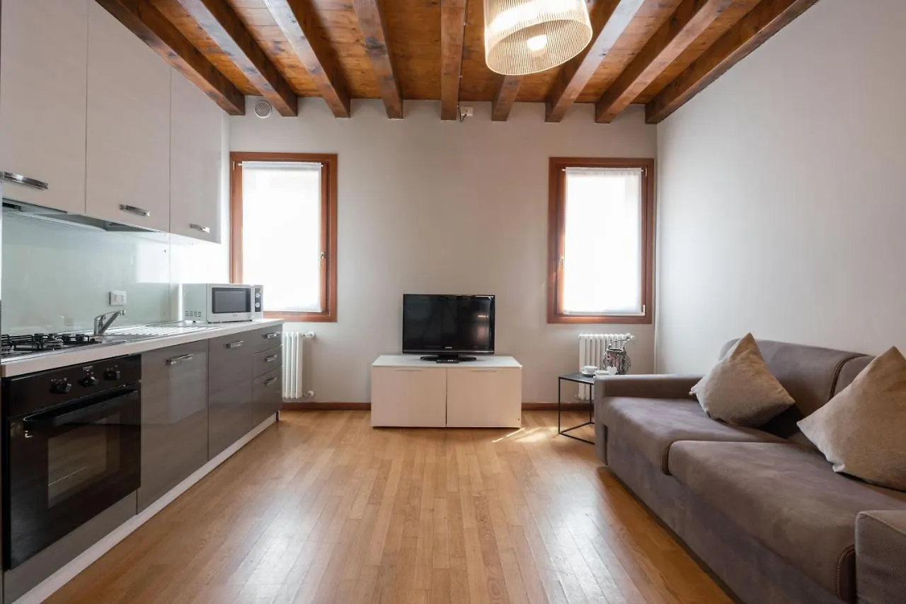 Design Palace Apartment By Wonderful Italy Veneza